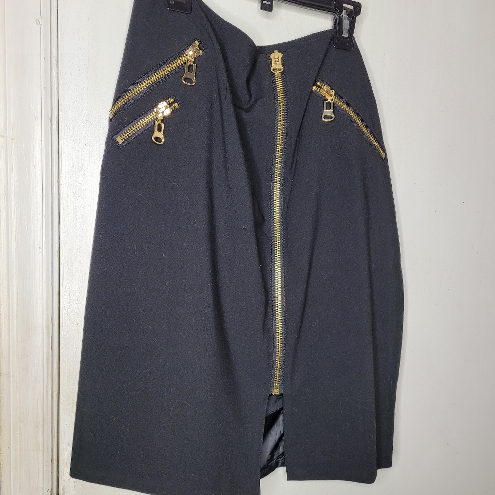 Calvin Klein jacket and skirt suit - Picture 6 of 9
